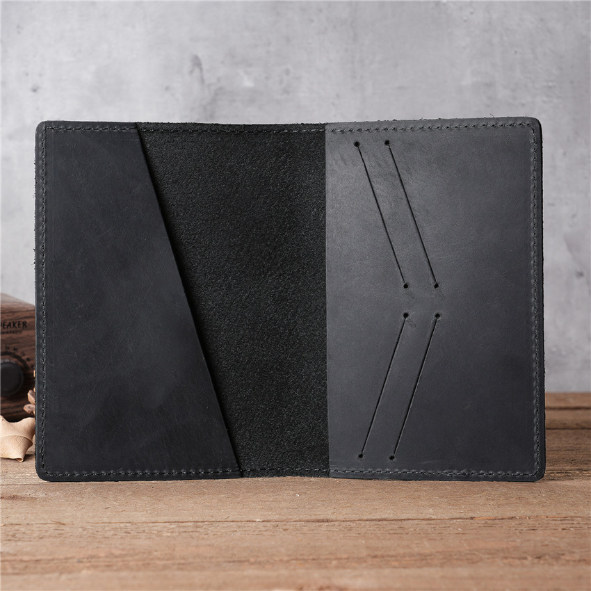 1119  Men's Leather Passport B - Travel Accessories Overseas recension och pris