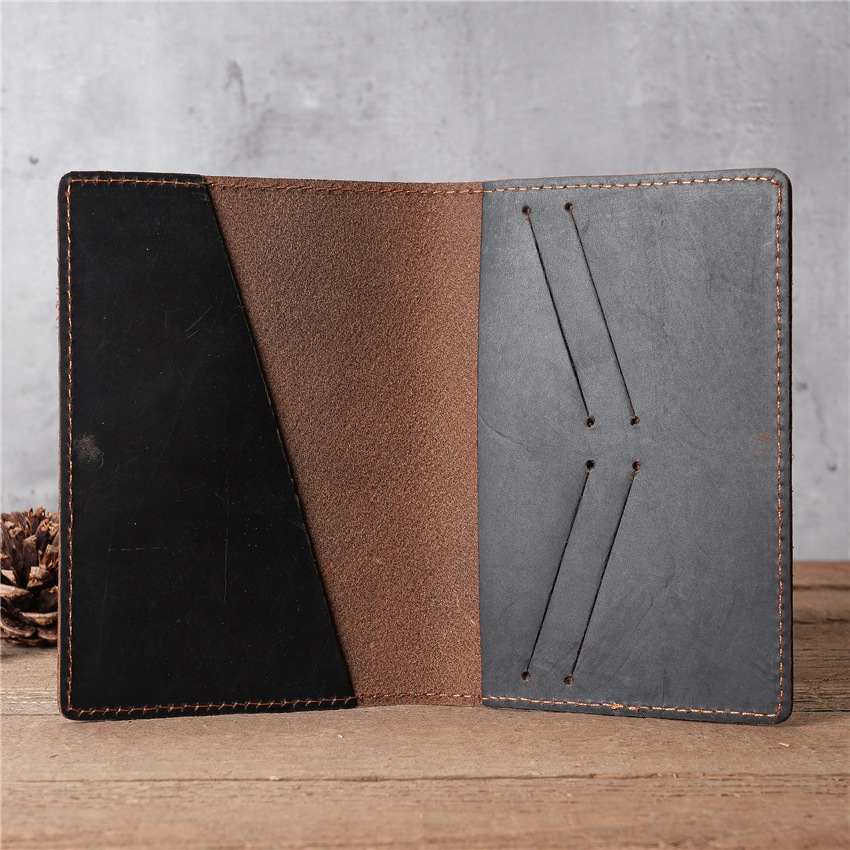 1119  Men's Leather Passport B - Travel Accessories Overseas recension och pris