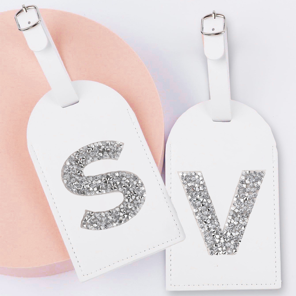 A-Z Rhinestone Monogram Leathe - Travel Accessories Logo recension och pris